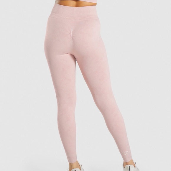 Gymshark Adapt Camo Seamless Leggings - Light Pink - Picture 2 of 6